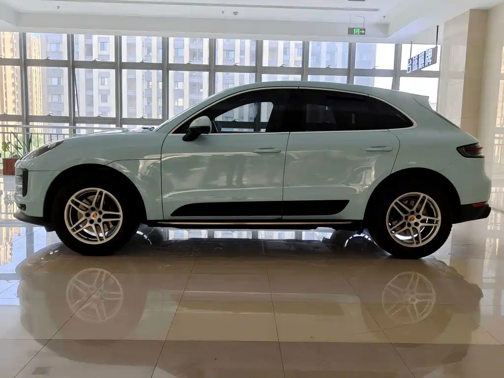 Macan 2018 Macan 2.0T купить на сайте DeffCars