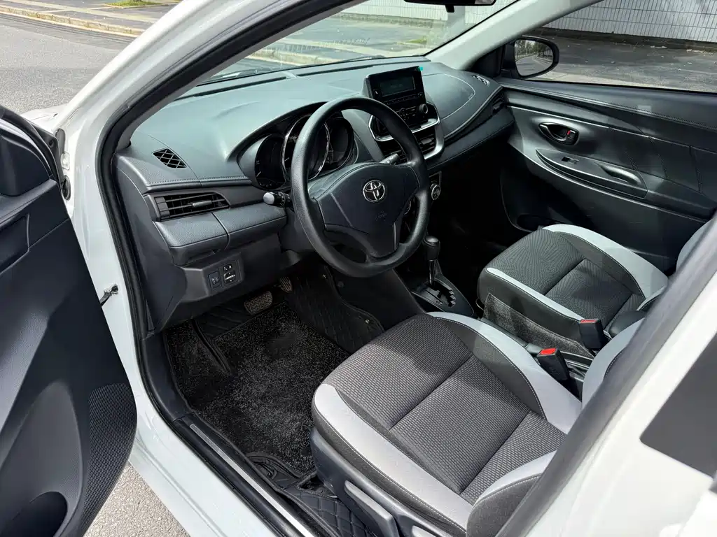 YARiS L Zhixuan 2021 1.5L CVT leading version купить на сайте DeffCars