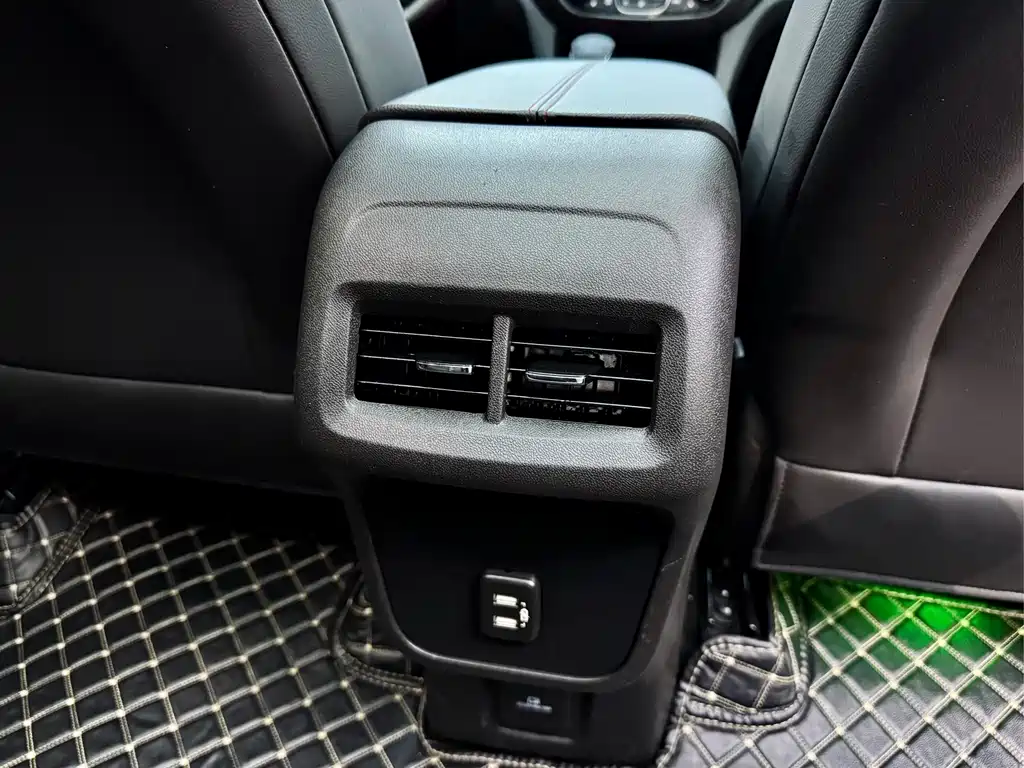 Explorer 2022 mild hybrid 550T RS four-wheel drive intelligent boundary protection version купить на сайте DeffCars
