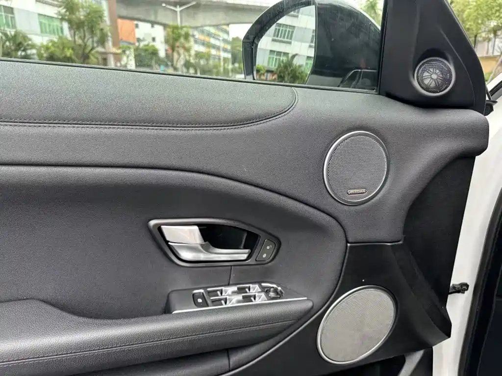 Range Rover Evoque 2018 240PS SE Zhiyao Edition купить на сайте DeffCars