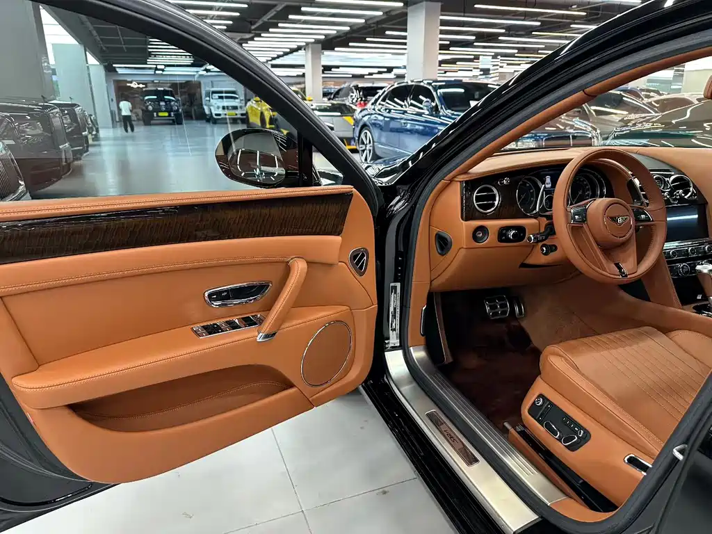 Flying Spur 2017 4.0T V8 S Standard Edition купить на сайте DeffCars