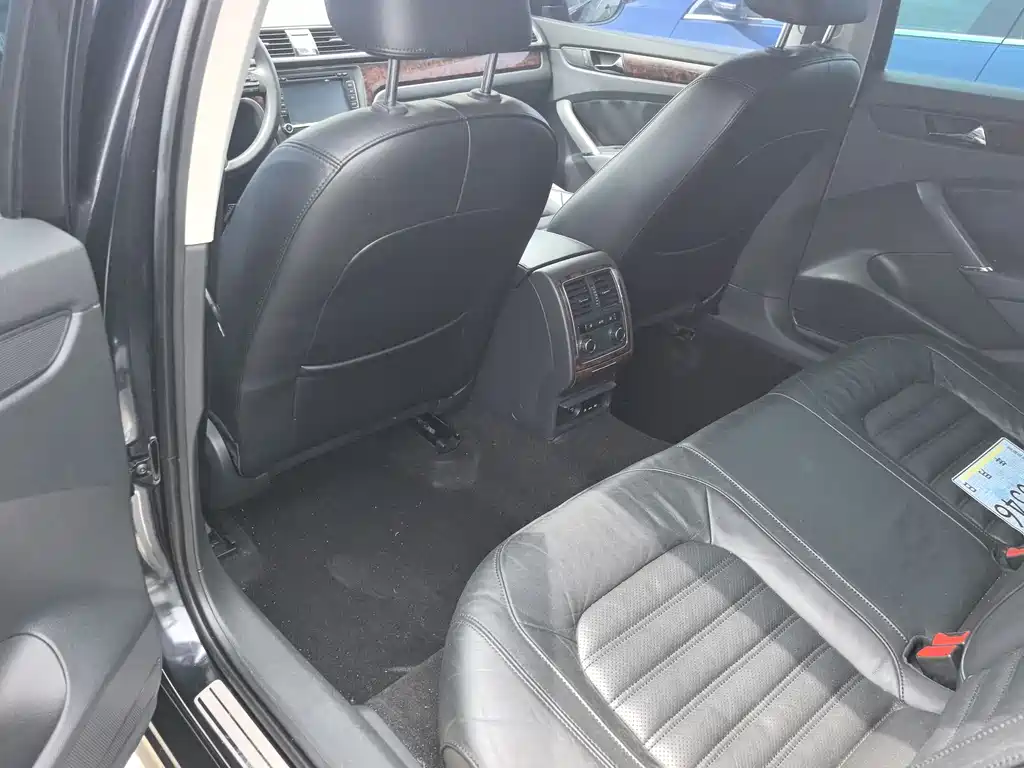 Passat 2013 1.8TSI DSG Premium Edition купить на сайте DeffCars