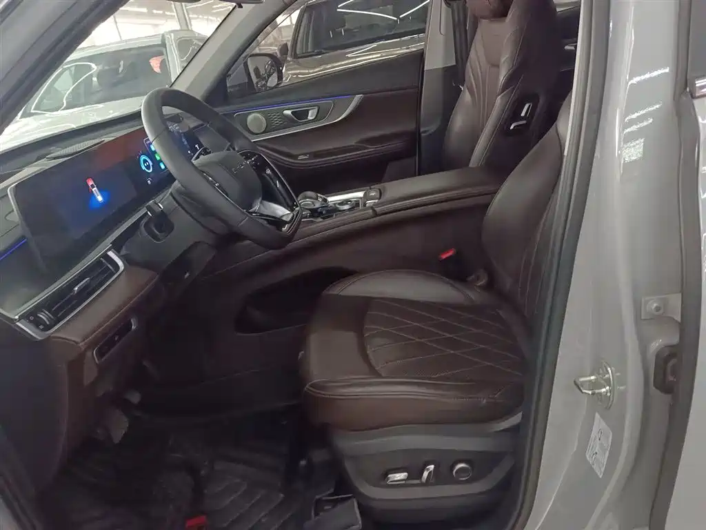 Tiggo 8 PRO 2022 290T two-wheel drive vast version 5 seats купить на сайте DeffCars
