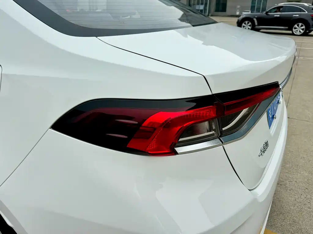 Corolla 2021 1.2T S-CVT Pioneer Edition купить на сайте DeffCars