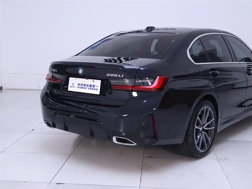 BMW 3 Series 2025 325Li M Sports Package купить на сайте DeffCars