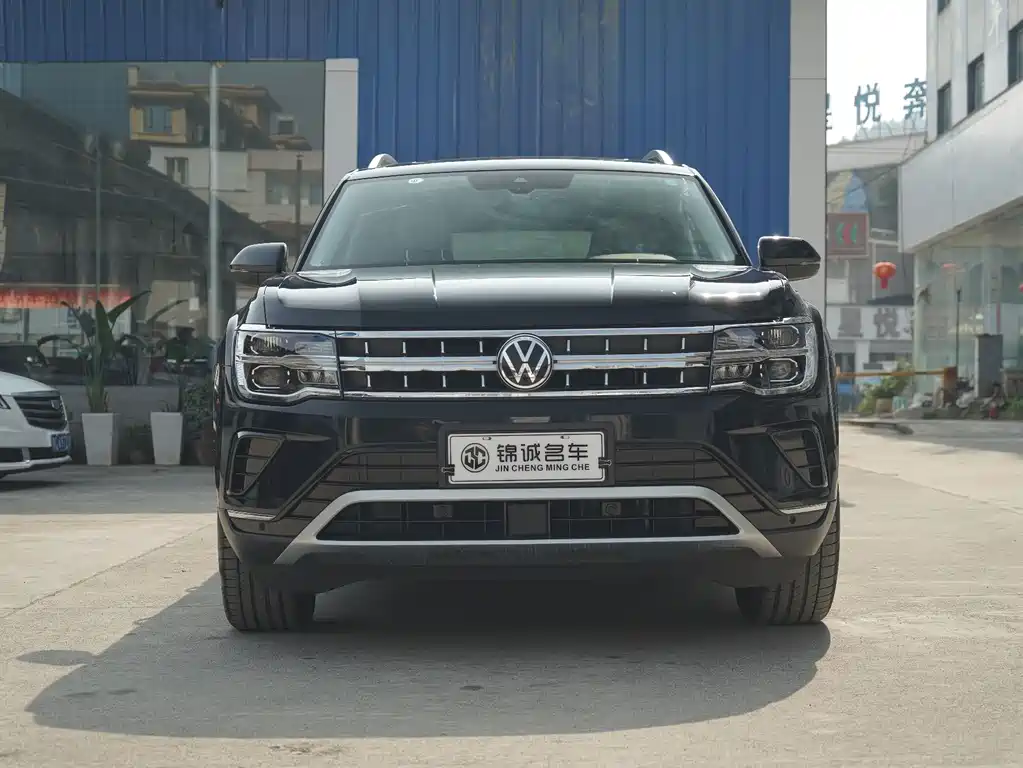 Touron 2023 380TSI four-wheel drive luxury version купить на сайте DeffCars