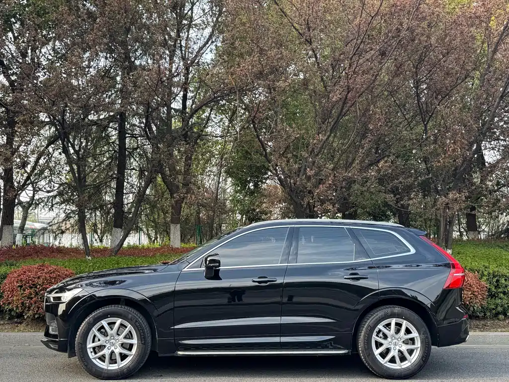 Volvo XC60 2019 T5 Four-wheel Drive Smart Edition National VI купить на сайте DeffCars
