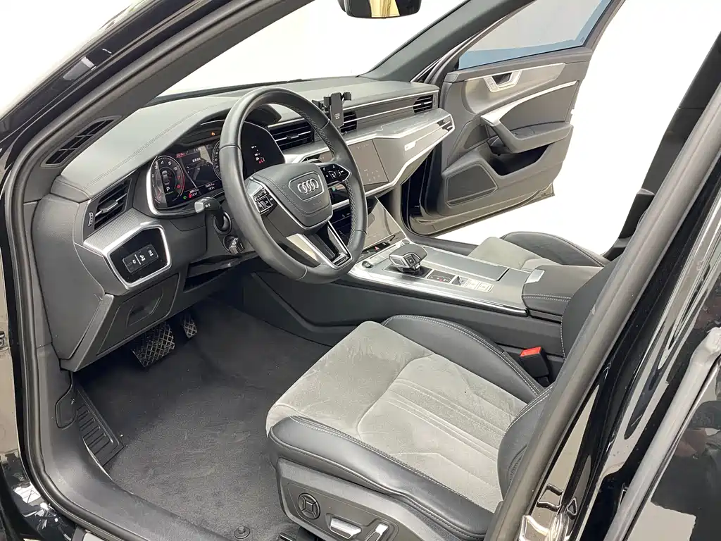 Audi A6L 2024 45 TFSI Premium Dynamic Model купить на сайте DeffCars