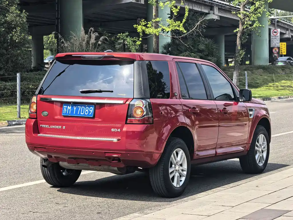 Freelander 2 2014 2.2T SD4 SE diesel version купить на сайте DeffCars