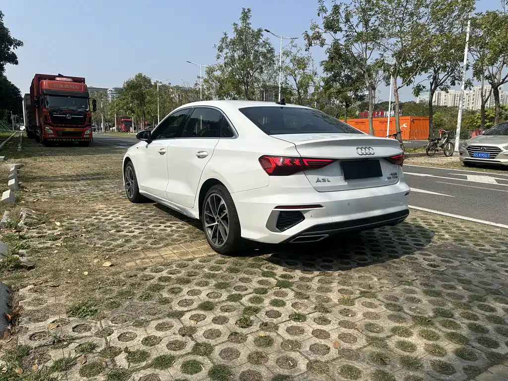 Audi A3 2023 A3L Limousine 35 TFSI aggressive and sporty купить на сайте DeffCars
