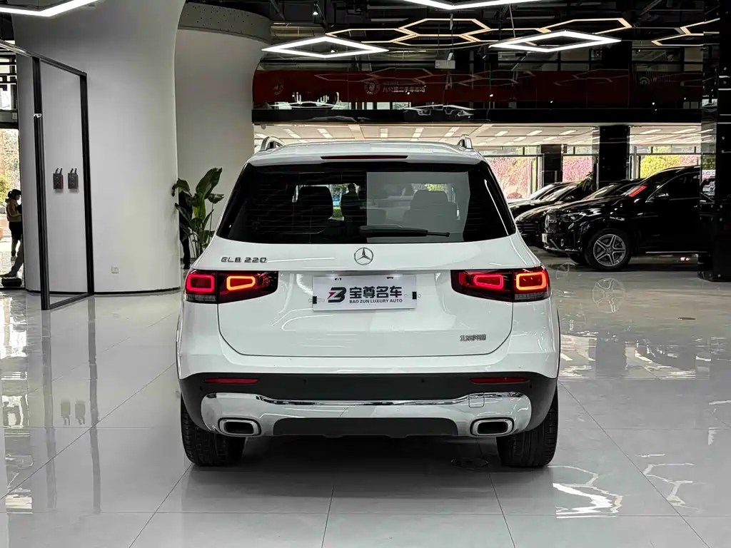 Mercedes-Benz GLB 2023 GLB 220 Fashion Model купить на сайте DeffCars