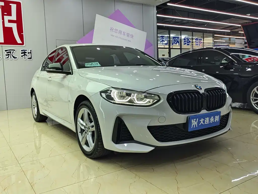 BMW 1 Series 2022 120i M Sports Night Edition купить на сайте DeffCars