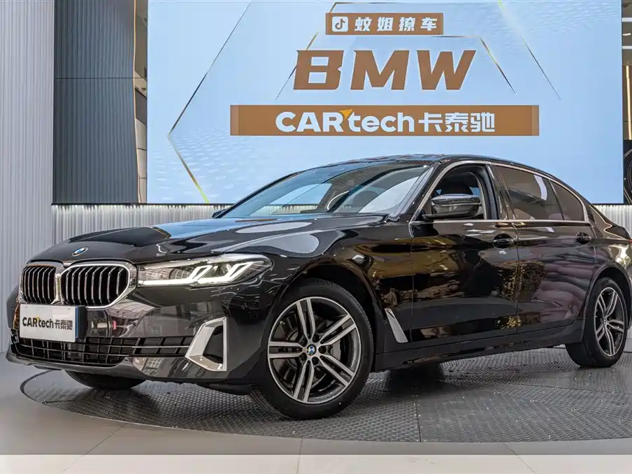 BMW 5 Series 2023 530Li Leading Luxury Package купить на сайте DeffCars