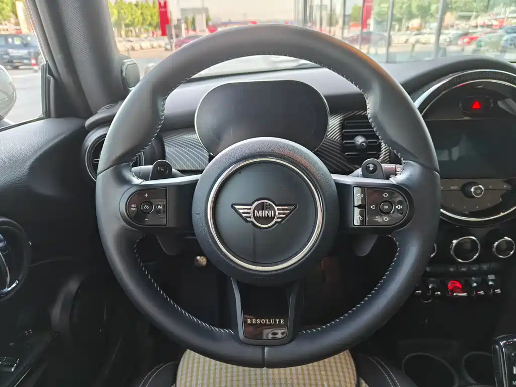 MINI 2023 2.0T COOPER S Obsessive Edition купить на сайте DeffCars