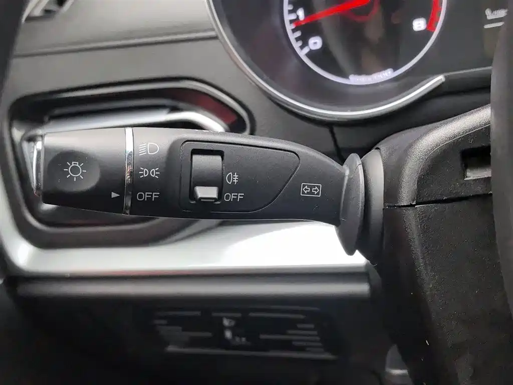 Jietu X70M 2020 1.5T manual value partner type 5 seats купить на сайте DeffCars