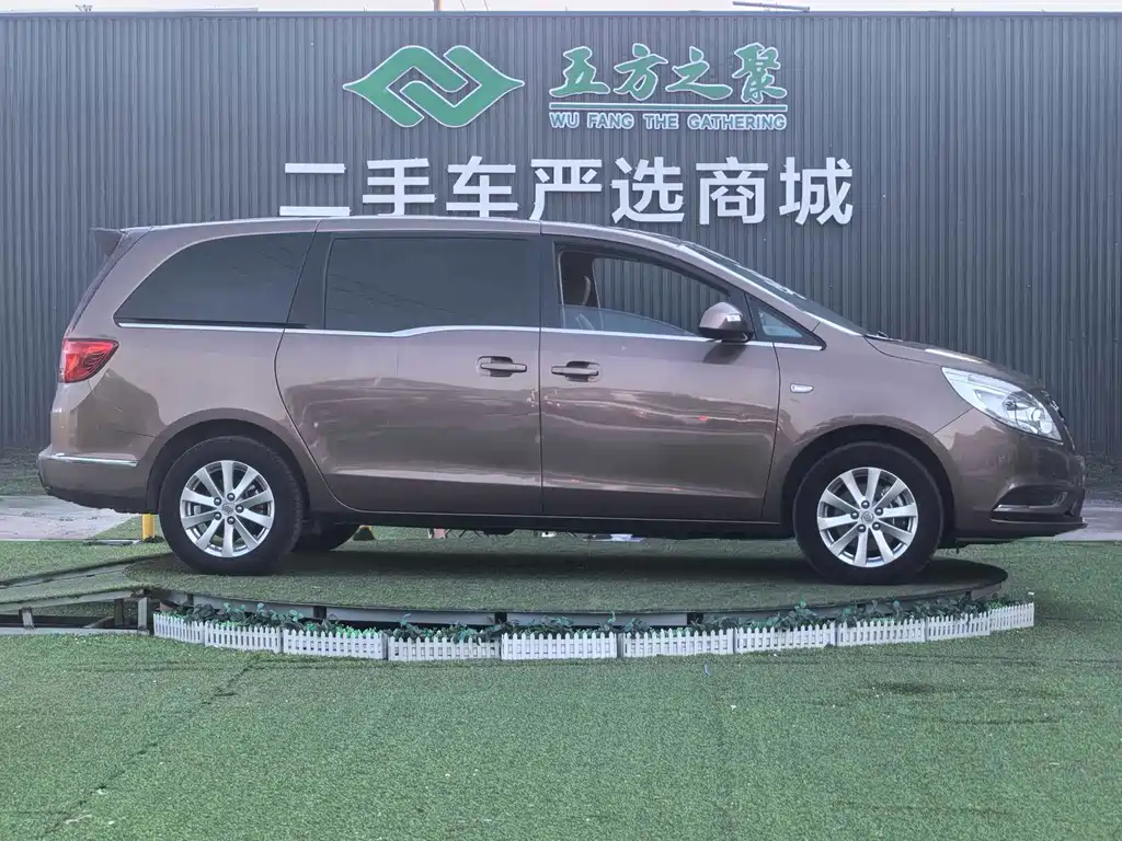 Buick GL8 2017 25S Comfort Type National V купить на сайте DeffCars
