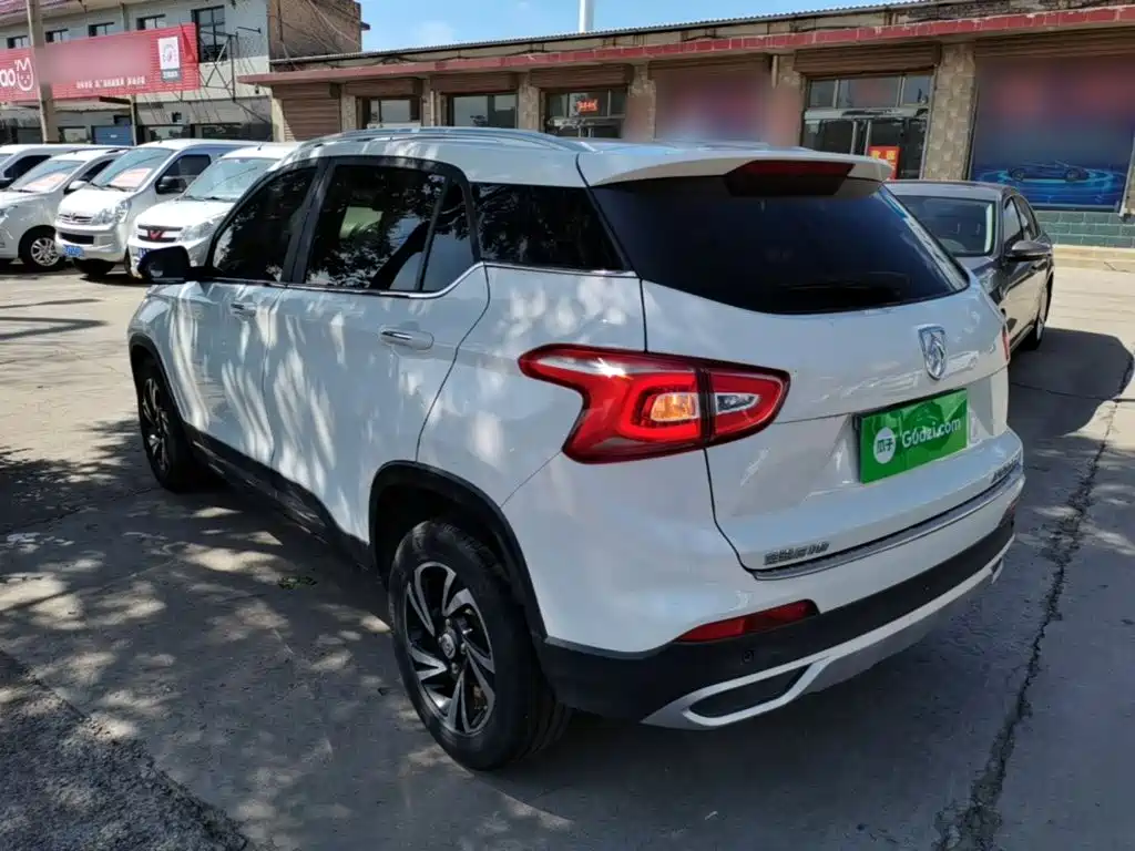 Baojun 510 2017 1.5L manual luxury model купить на сайте DeffCars