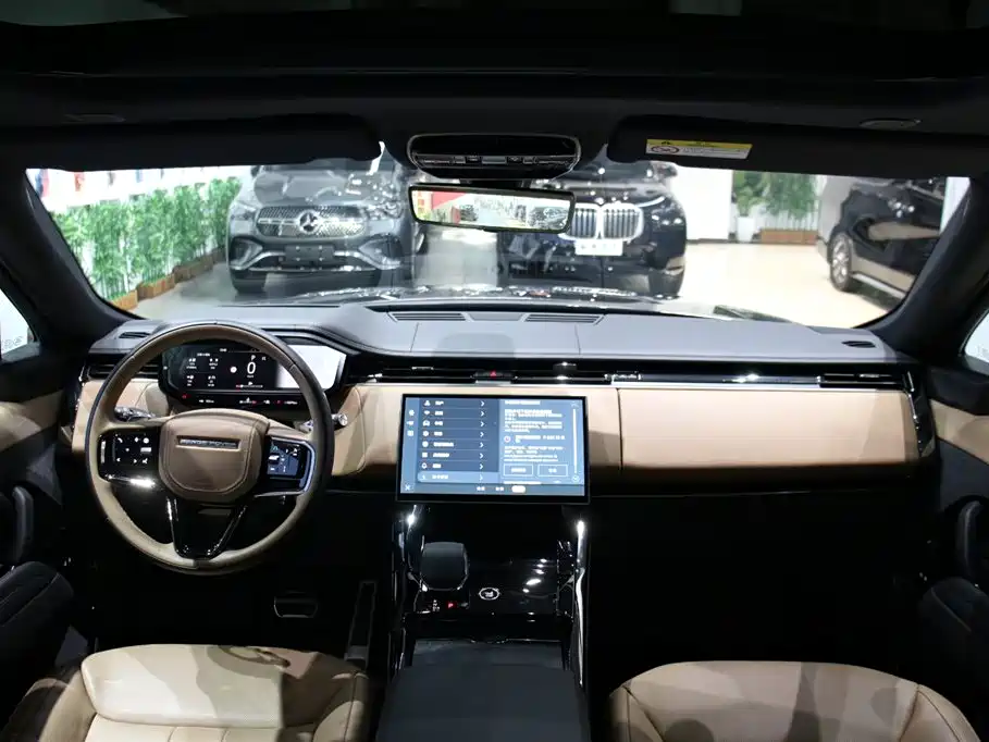 Range Rover Sport 2024 400PS Model Edition купить на сайте DeffCars