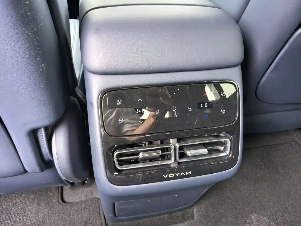 Zhiyin 2025 four-wheel drive Qiankun version купить на сайте DeffCars
