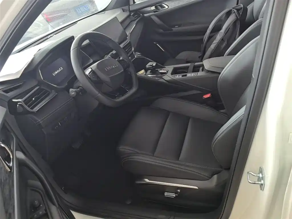 Lynk & Co 06 2023 Remix 1.5T Pro купить на сайте DeffCars
