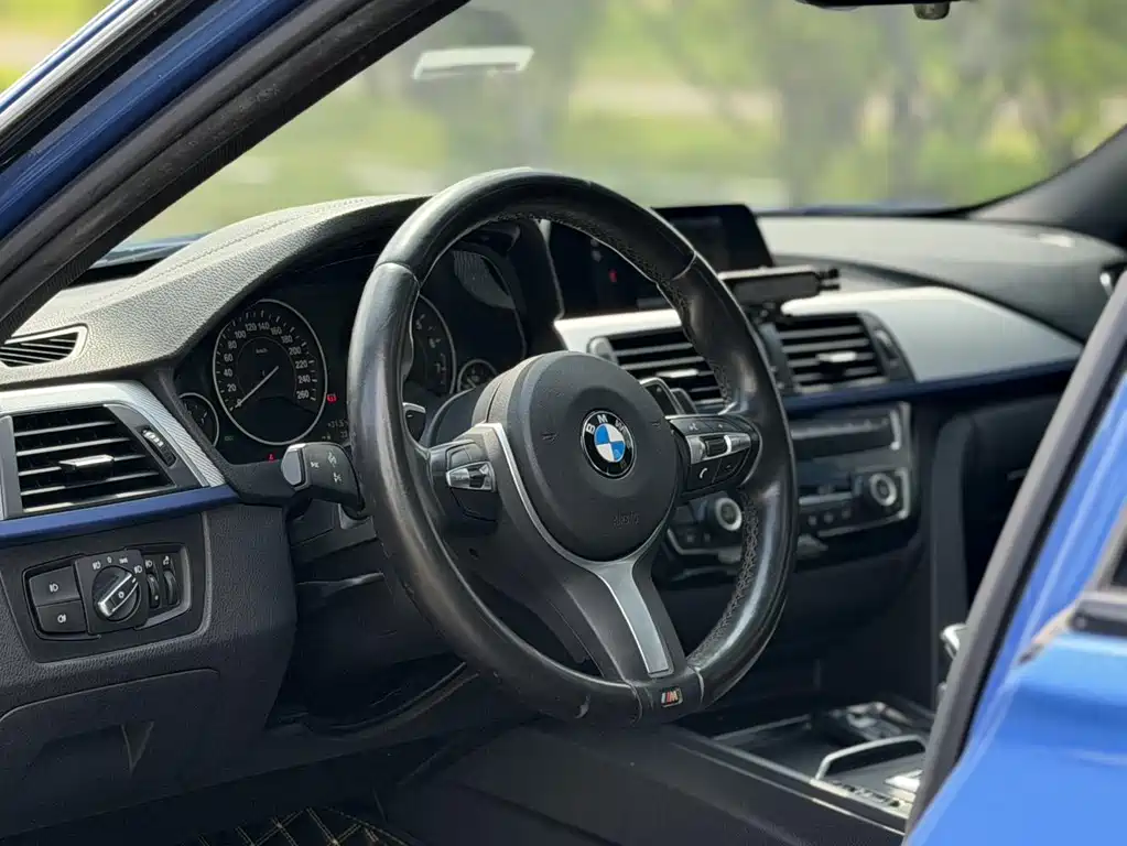 BMW 3 Series 2019 320i M Sports Package купить на сайте DeffCars
