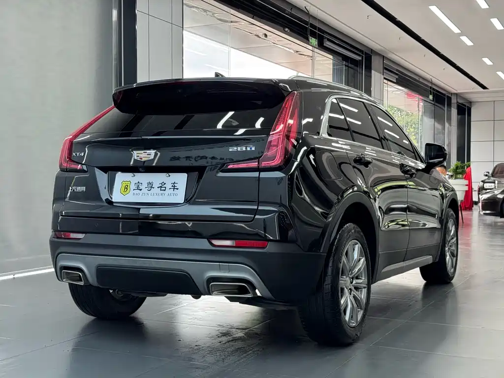 2023 Cadillac XT4 28T 2WD Luxury купить на сайте DeffCars
