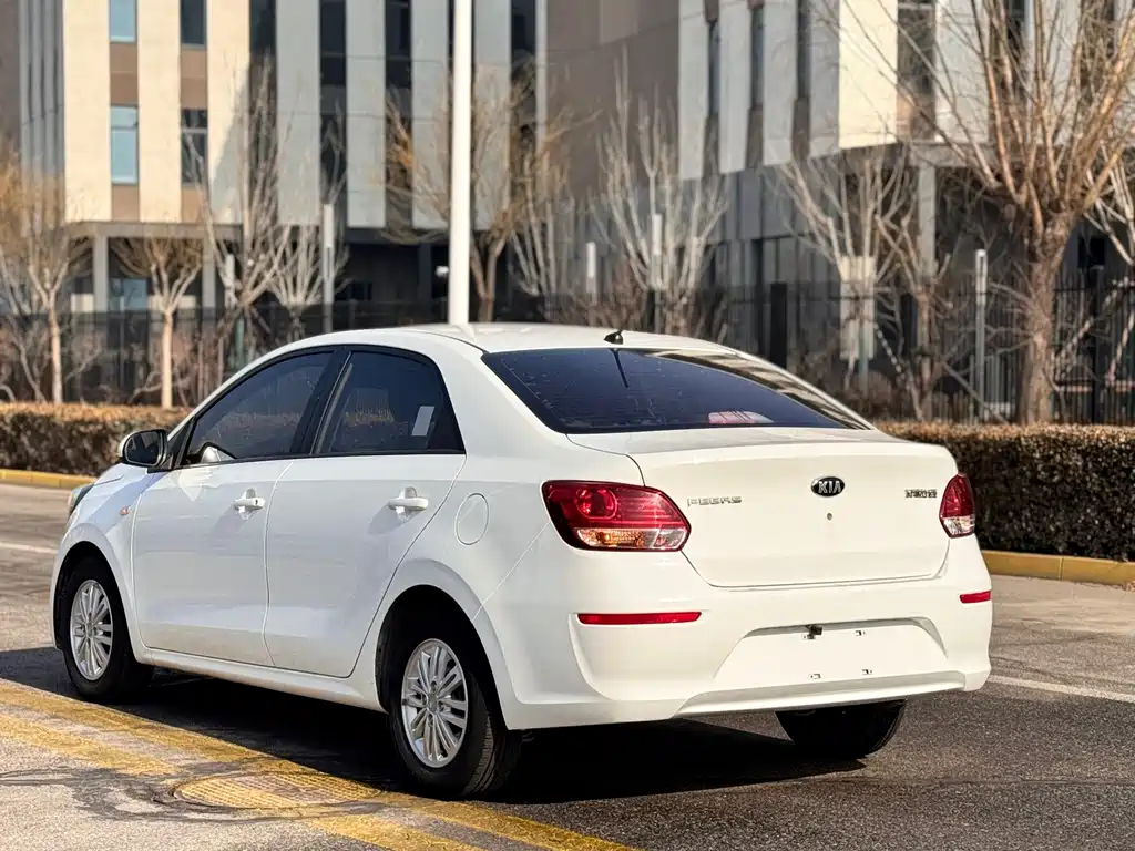 Huanchi 2020 1.4L automatic comfort sunroof version купить на сайте DeffCars