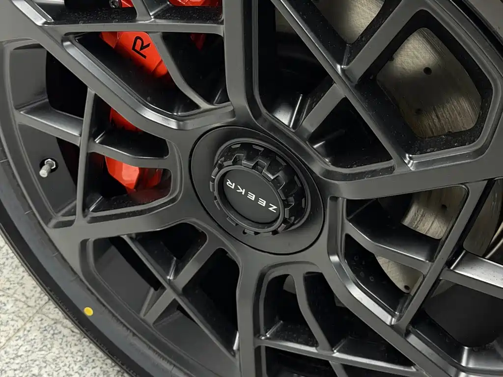 JiKrypton 9X 2025 Yao Black Edition 70kWh купить на сайте DeffCars