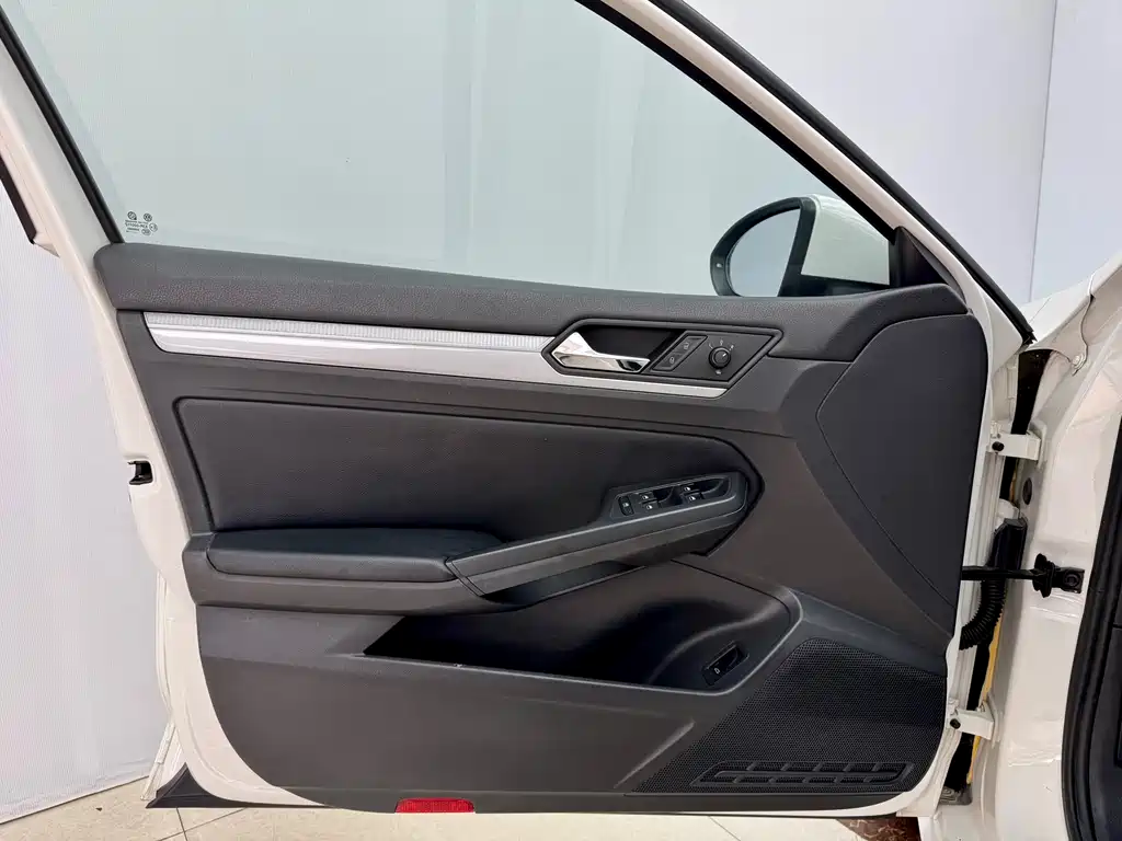 Lingdu 2018 230TSI DSG Fashion Edition купить на сайте DeffCars