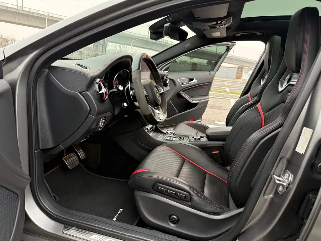 Mercedes-Benz GLA AMG 2017 facelift AMG GLA 45 4MATIC купить на сайте DeffCars