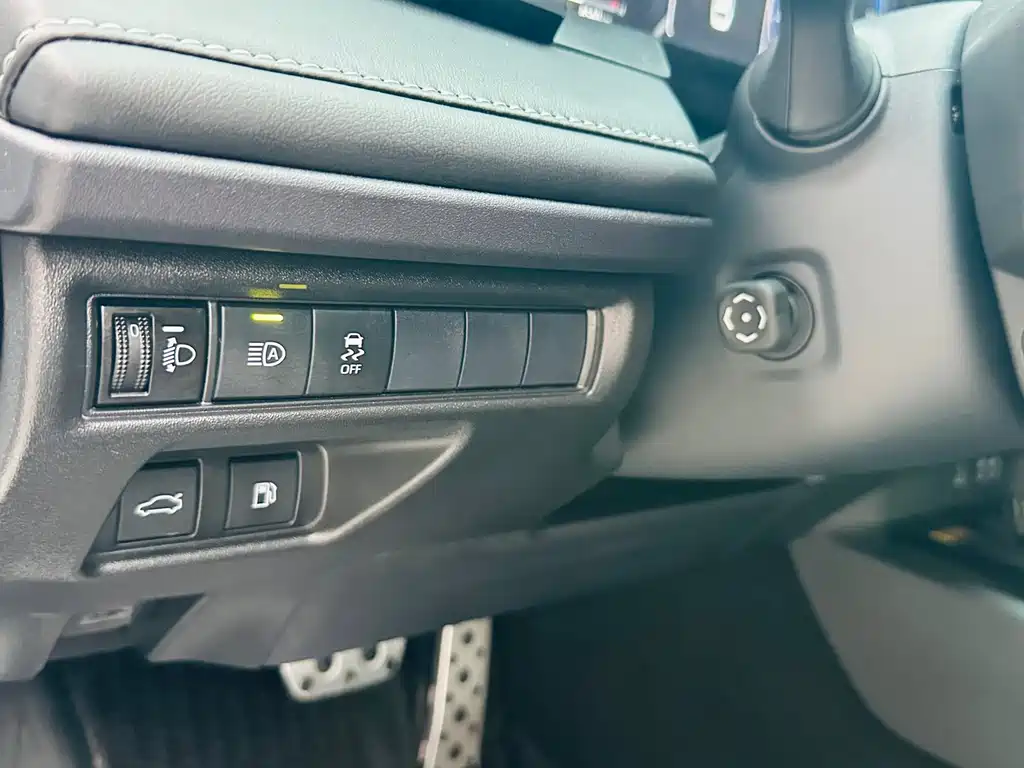 Camry 2024 Dual Engine 2.5HXS Sports Plus Edition купить на сайте DeffCars