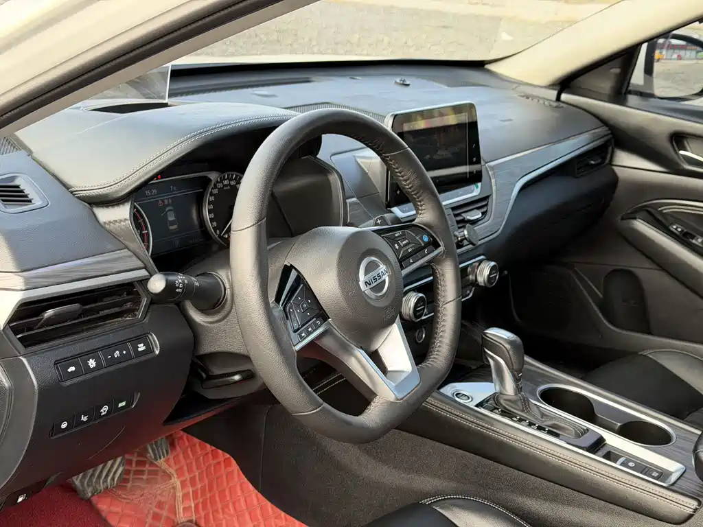 Teana 2021 2.0L XL Upper AD1 Smart Travel Pilot Edition купить на сайте DeffCars