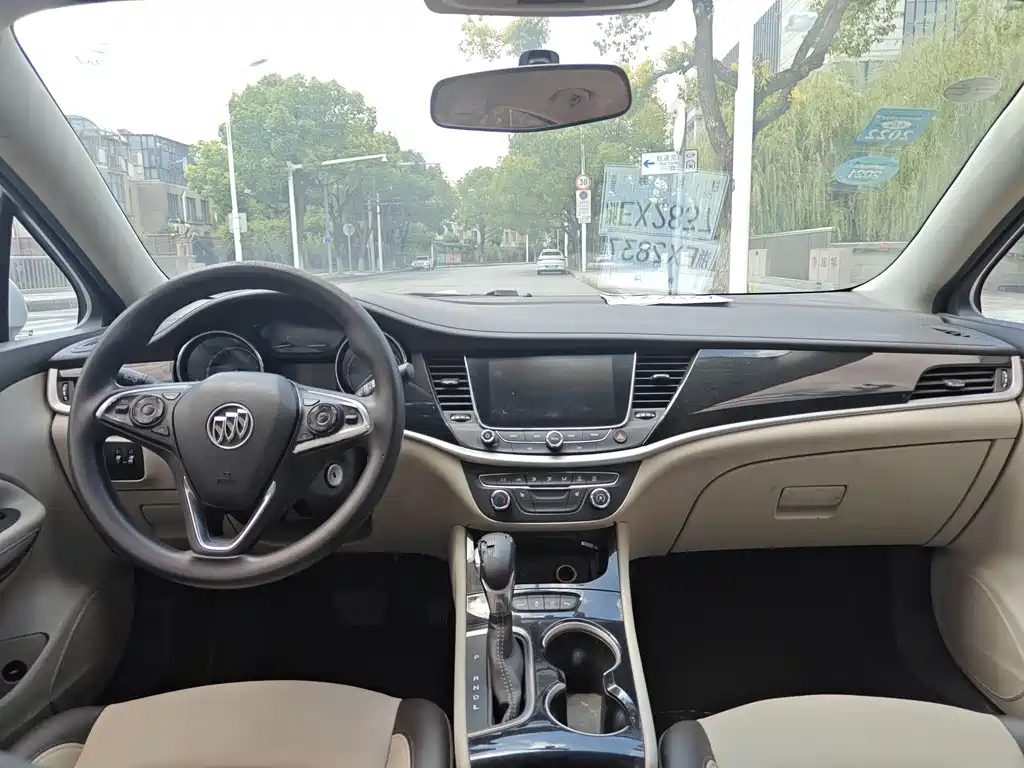 Weilan 2015 Sedan 15S Automatic Leading Type купить на сайте DeffCars