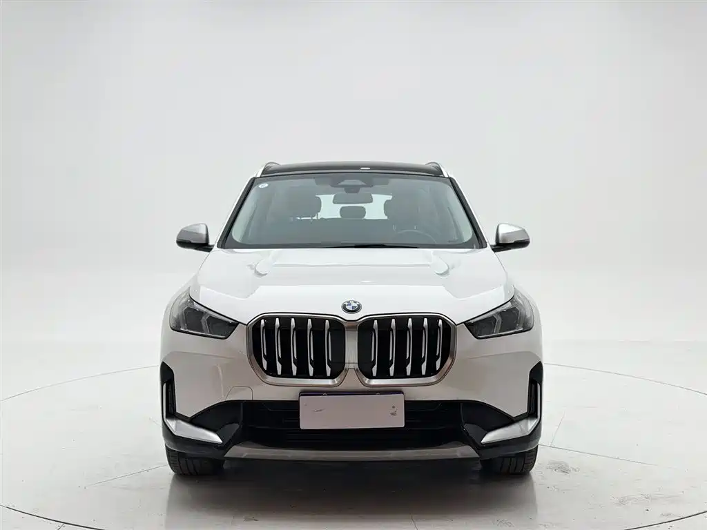 BMW X1 2023 sDrive20Li X Design Package купить на сайте DeffCars