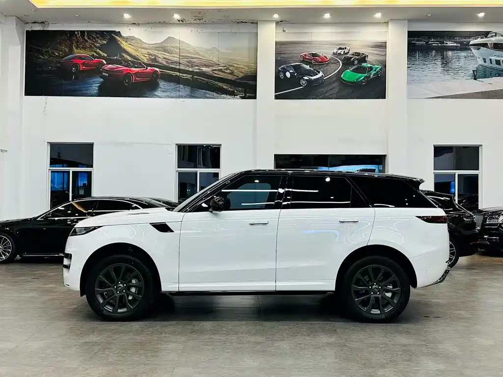 Range Rover Sport 2023 360PS S купить на сайте DeffCars
