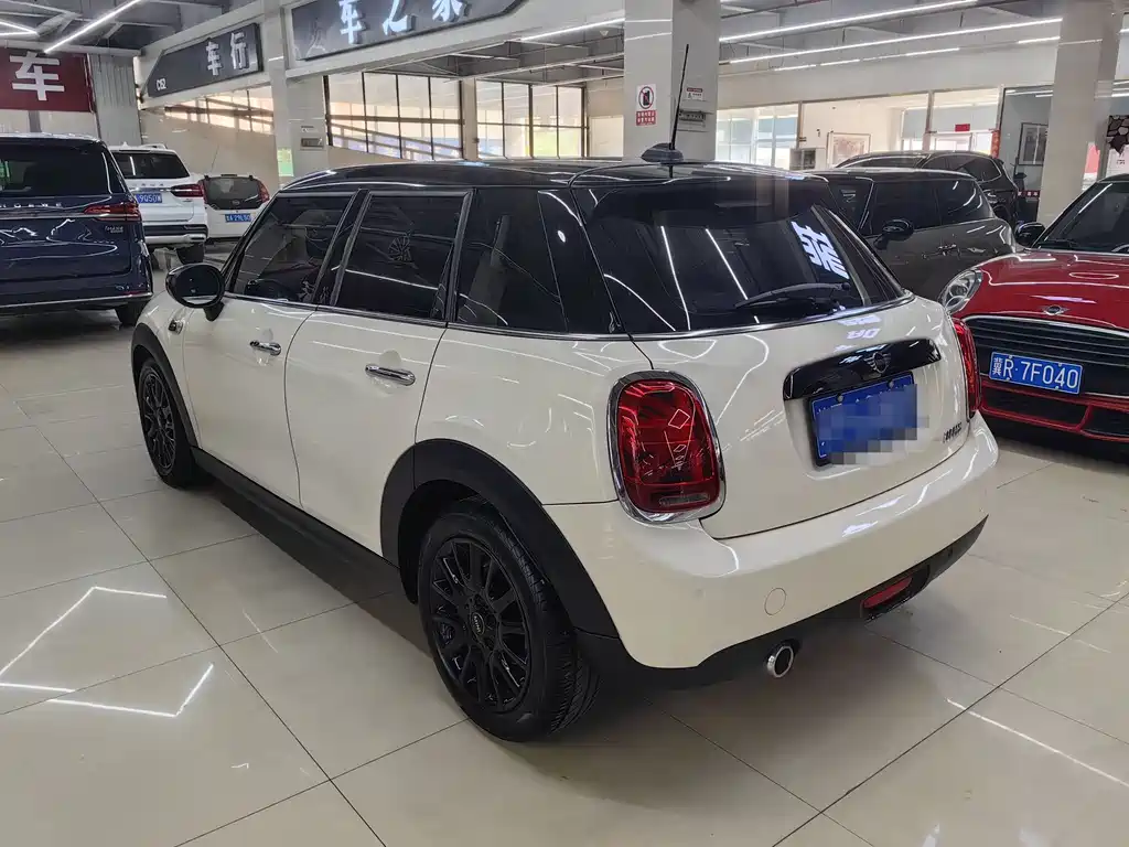 MINI 2021 1.5T COOPER Classic Five-Door Edition купить на сайте DeffCars