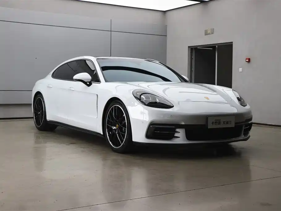 Panamera 2019 Panamera Executive Extended Edition 2.9T купить на сайте DeffCars
