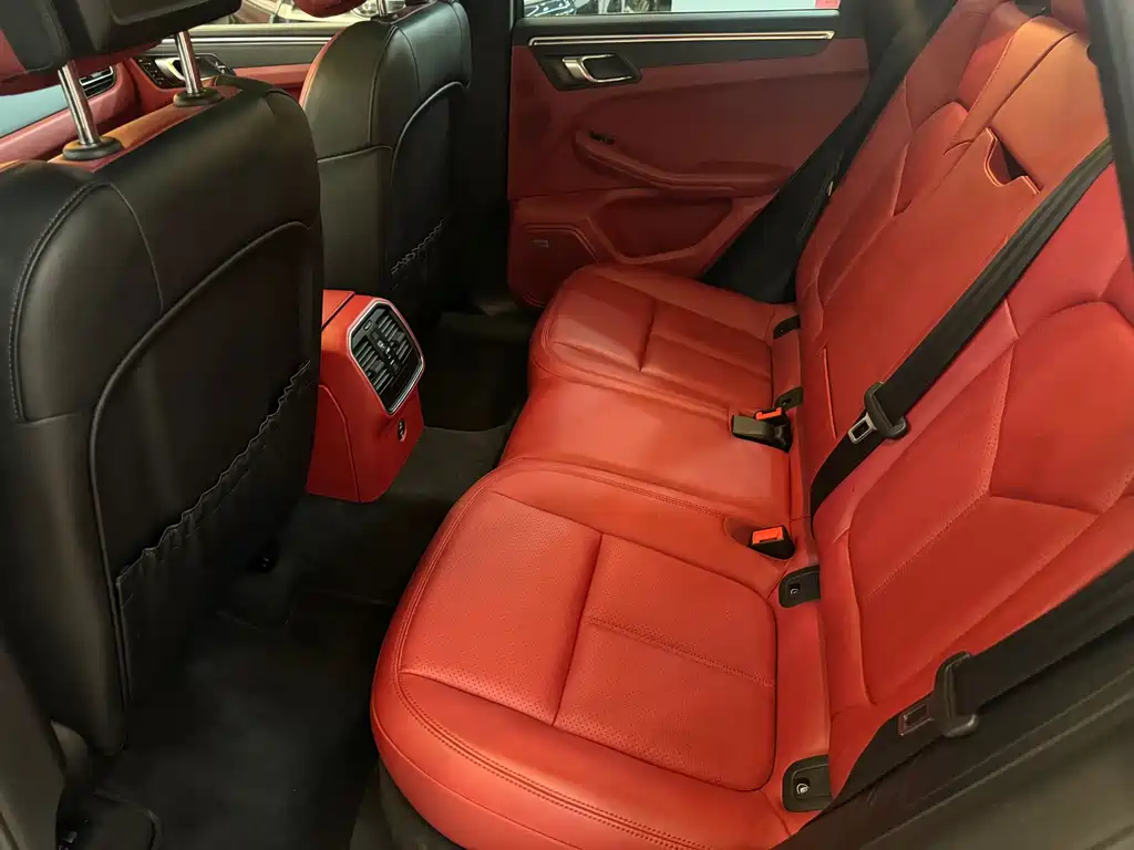 Macan 2020 Macan 2.0T купить на сайте DeffCars