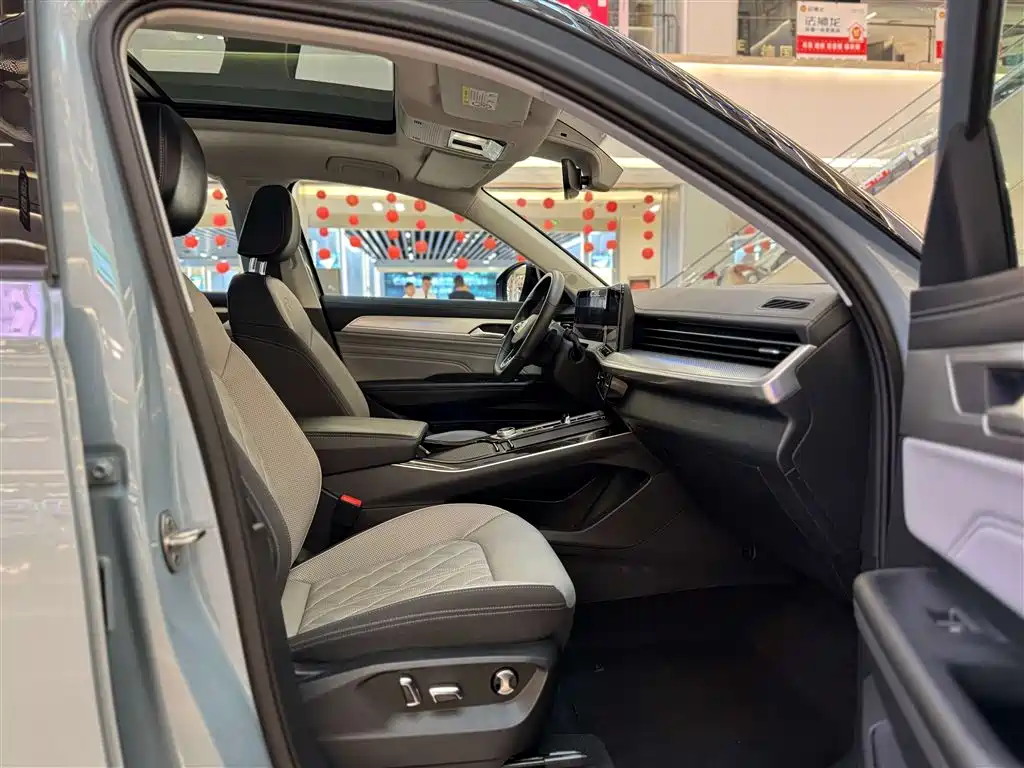 Lanxun 2023 380TSI four-wheel drive R-Line cruise version купить на сайте DeffCars