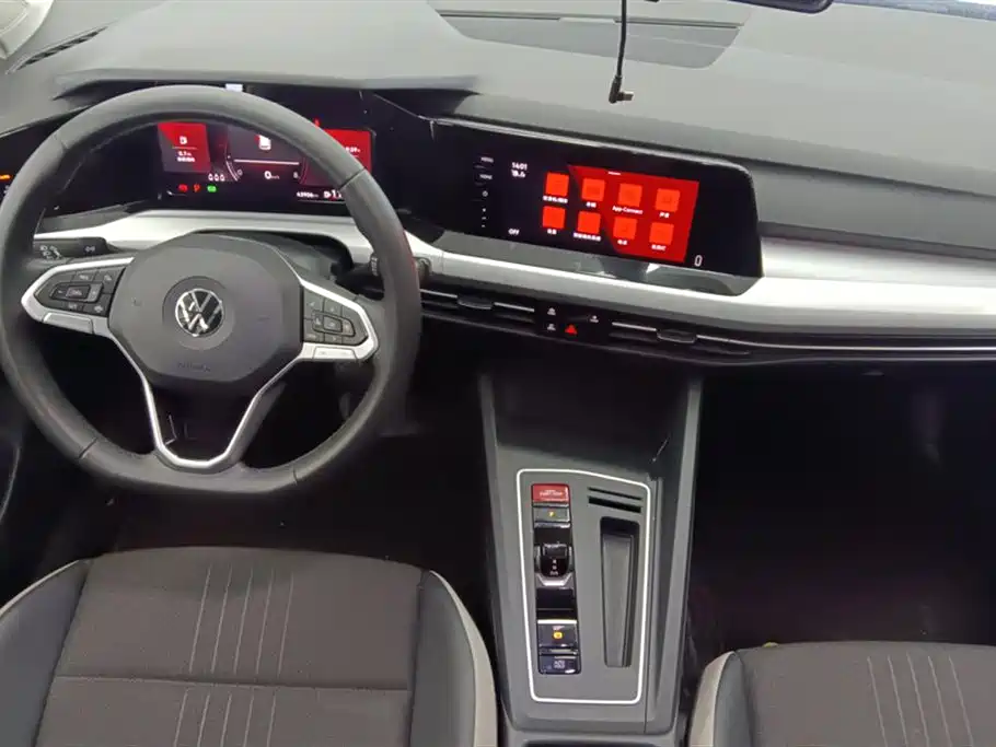 Golf 2023 facelift 280TSI DSG Pro купить на сайте DeffCars