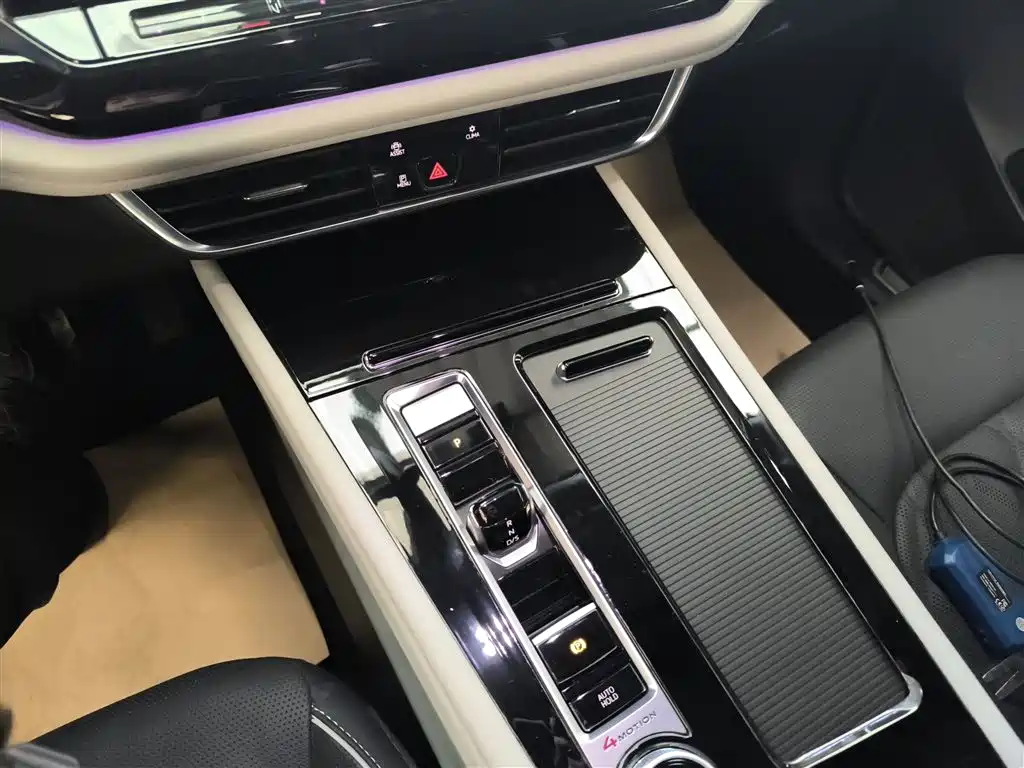 Touron 2021 380TSI four-wheel drive supreme flagship version купить на сайте DeffCars