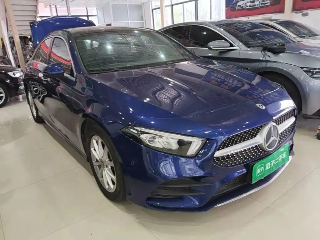 Mercedes-Benz A-Class 2020 Facelift A 200 L Sports Sedan Fashionable купить на сайте DeffCars