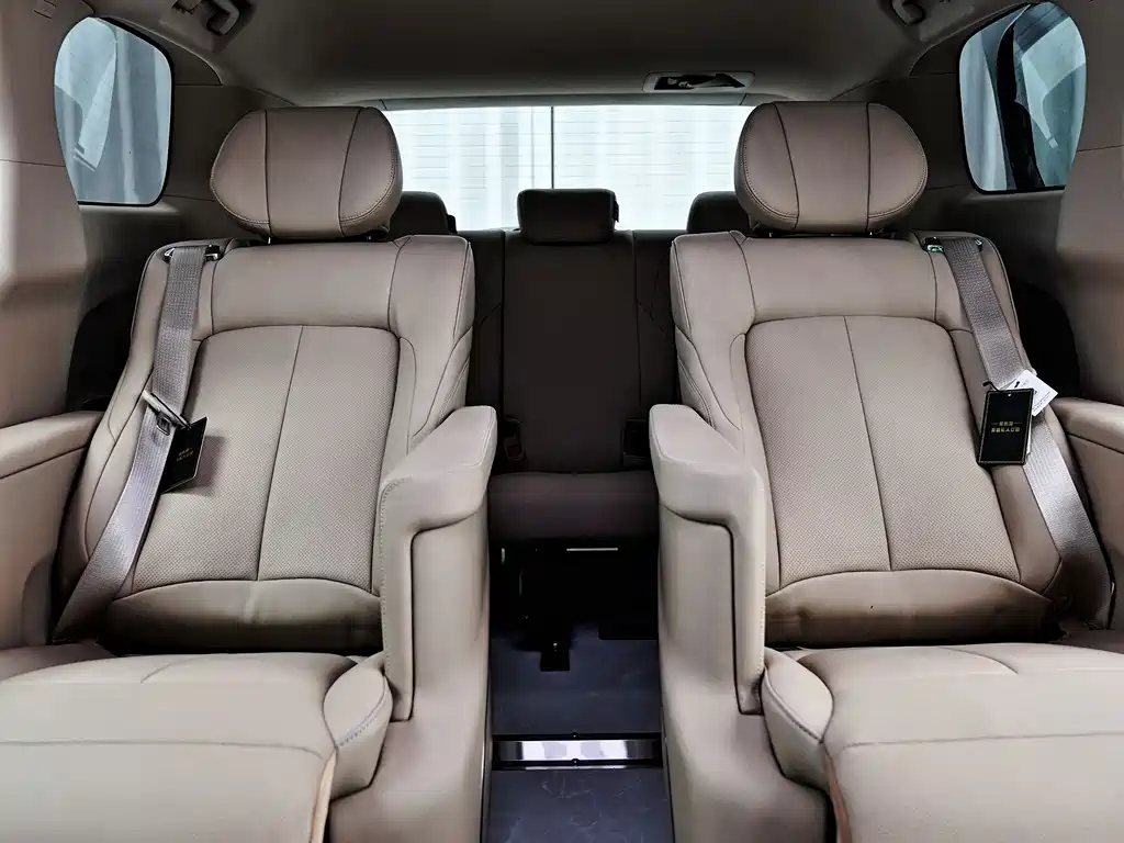 Buick GL8 2025 Land Business Class First Edition купить на сайте DeffCars