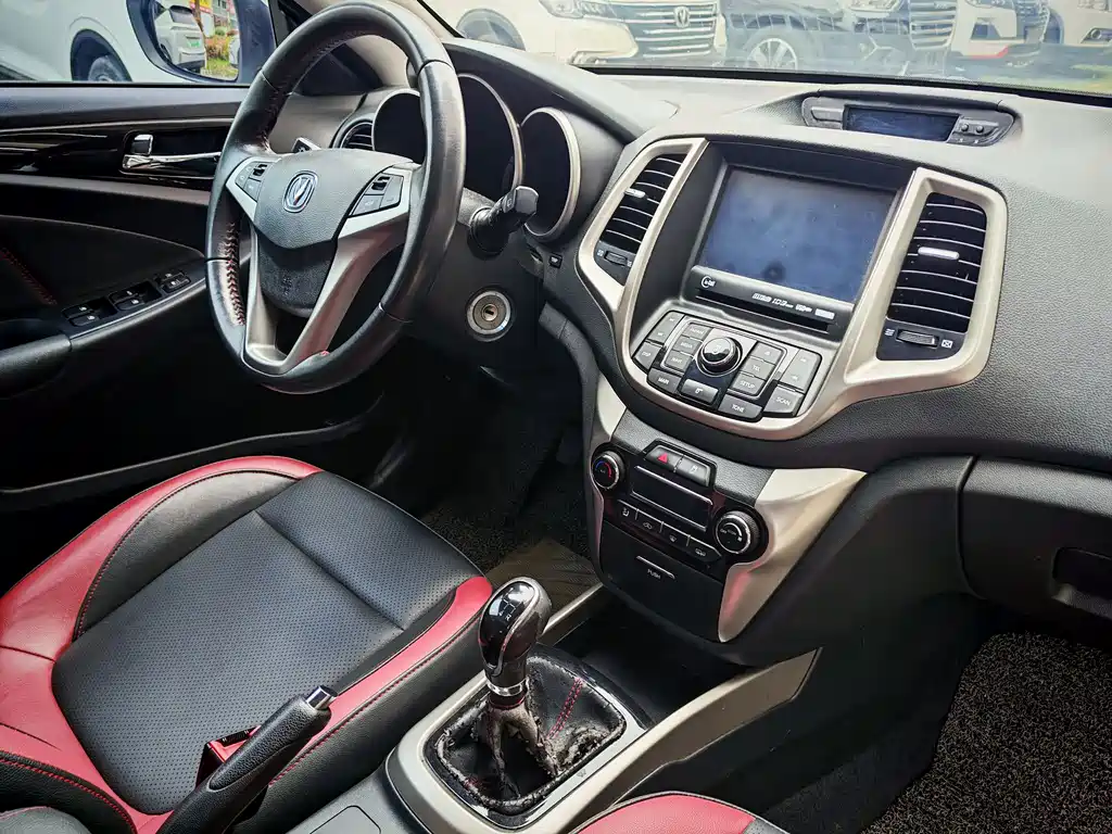 Eado XT 2015 1.6L manual handsome model National V купить на сайте DeffCars