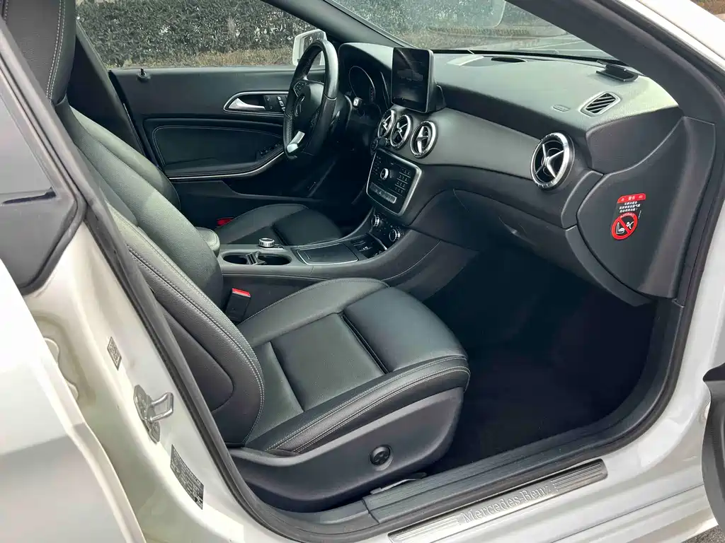 Mercedes-Benz CLA imported 2018 CLA 200 fashion model купить на сайте DeffCars