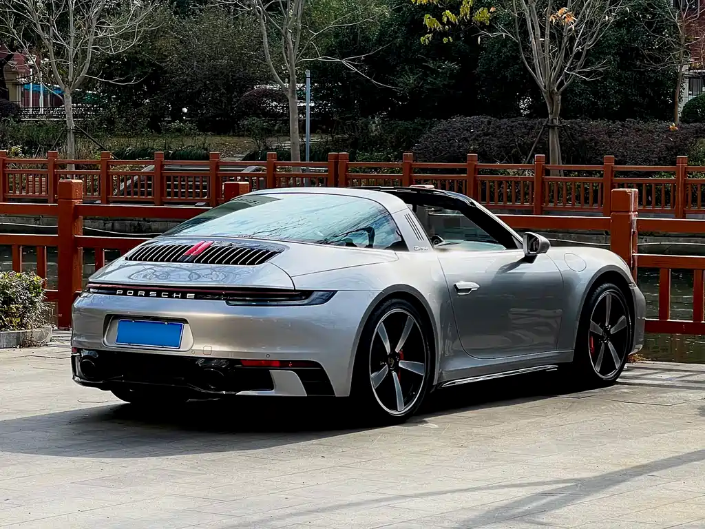 Porsche 911 2022 Targa 4S 3.0T купить на сайте DeffCars