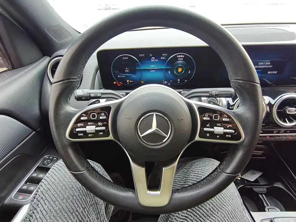 Mercedes-Benz GLB 2021 GLB 180 Fashion Model купить на сайте DeffCars