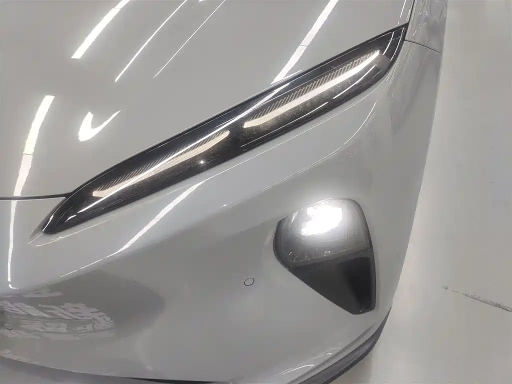 NIO ET5T 2023 75kWh Touring купить на сайте DeffCars