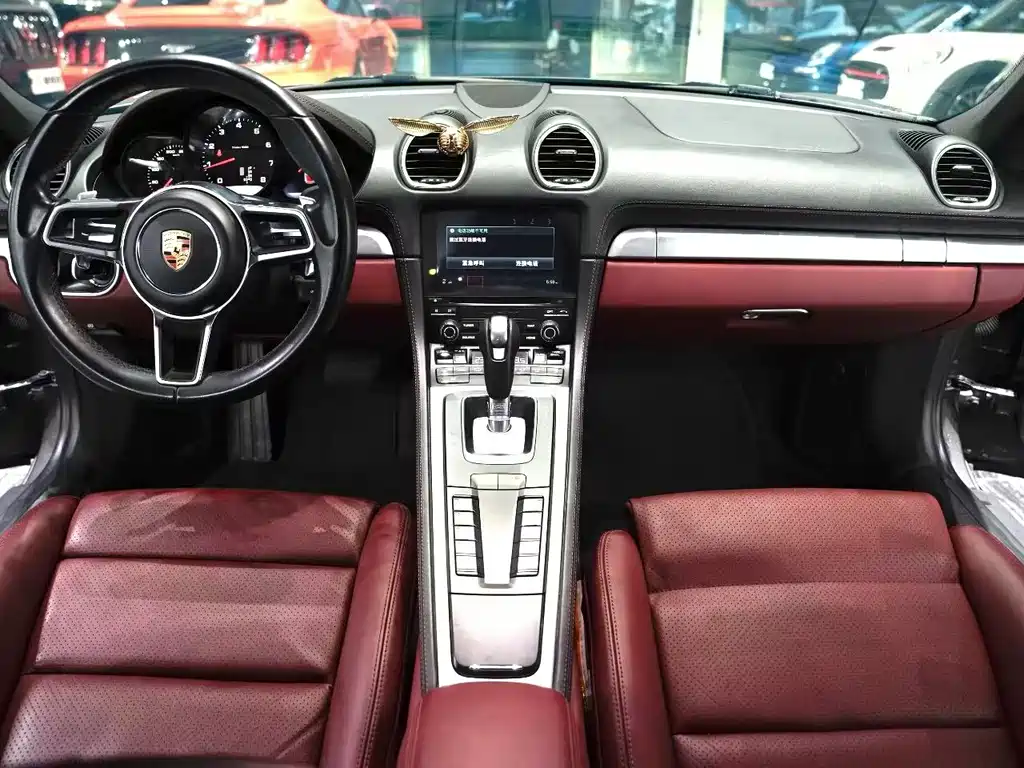 Porsche 718 2018 Cayman 2.0T купить на сайте DeffCars