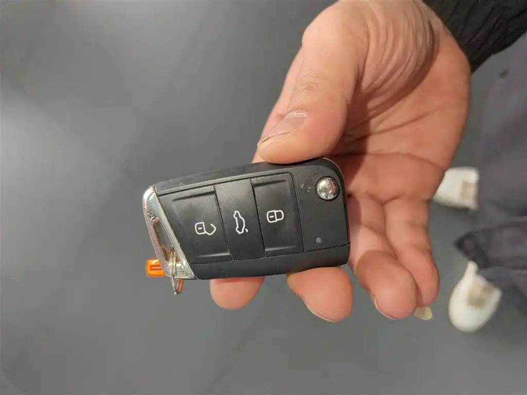 Tiguan L 2019 380TSI automatic four-wheel drive R-Line flagship version 7 seats National VI купить на сайте DeffCars